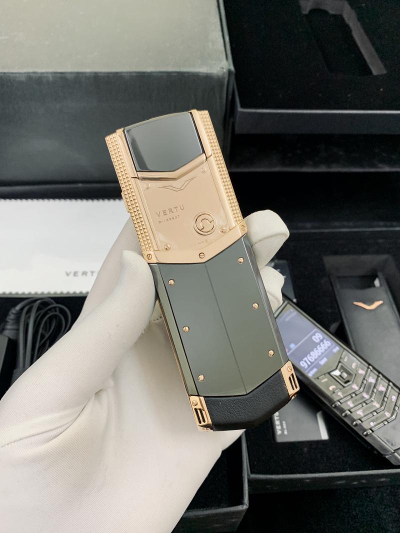 VERTU SIGNATURE S CLOUS DE PARIS ROSE GOLD GỐM CERAMIC