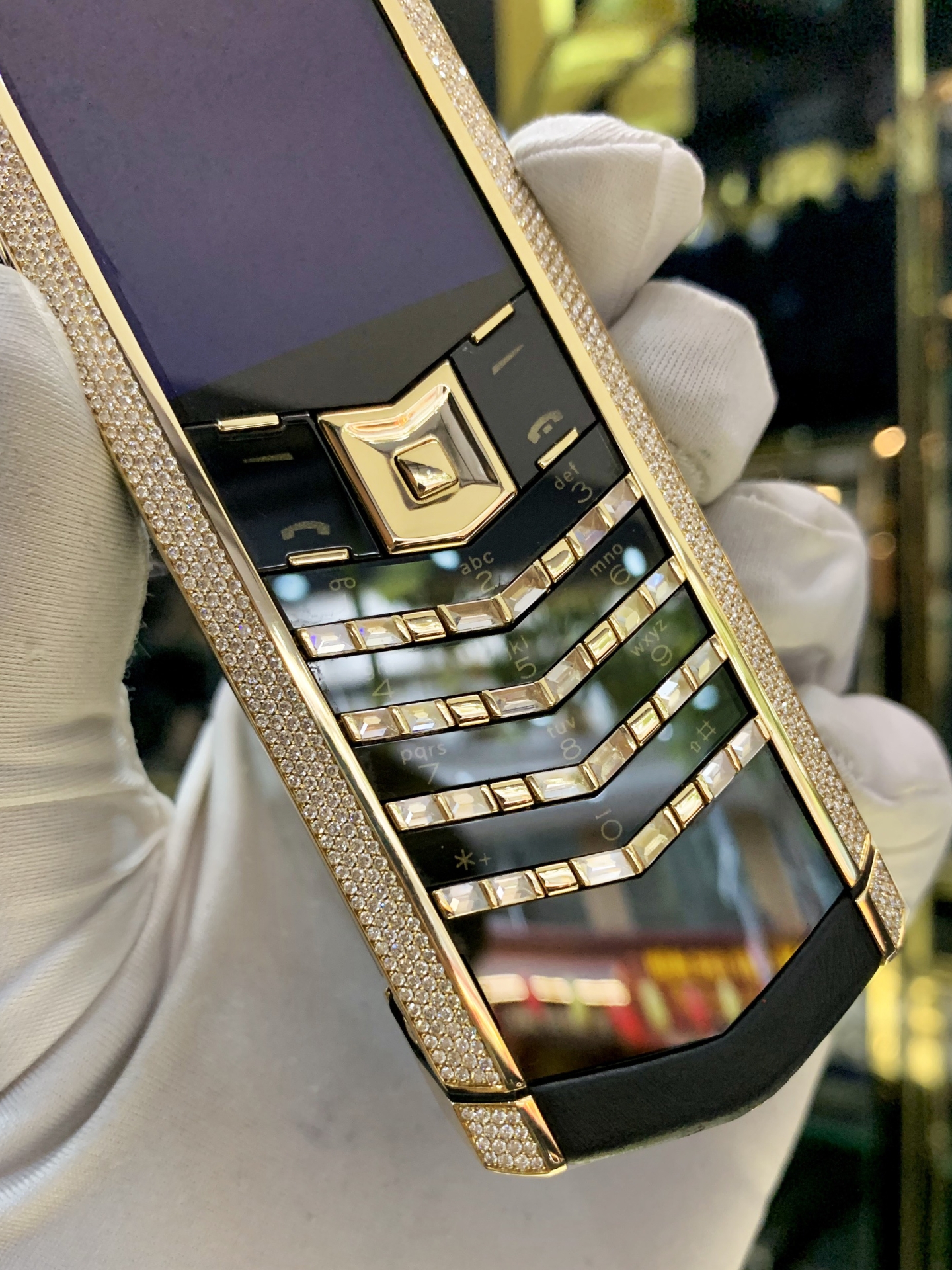 VERTU SIGNATURE S YELLOW GOLD DIAMOND BAG KEYS