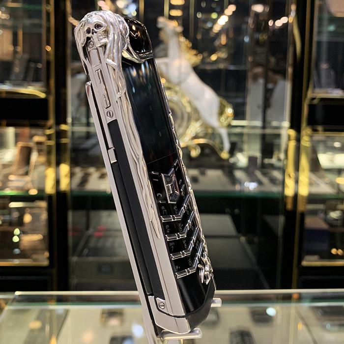 Vertu Signature S The Rock Limited -150 Chiếc