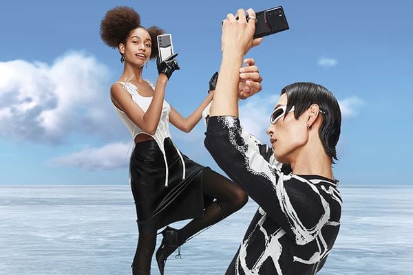 METAVERTU Basic Alligator Leather Flame Red Chính Hãng