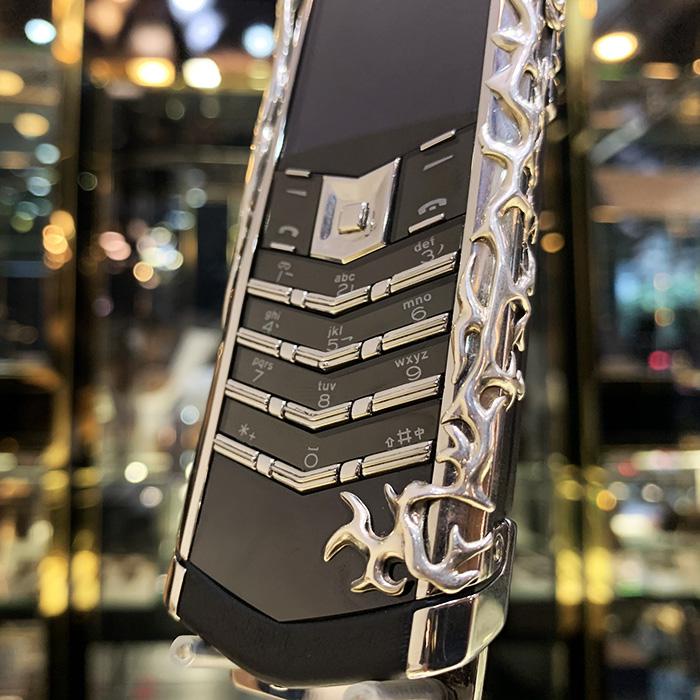 Vertu Signature S The Rock Limited -150 Chiếc
