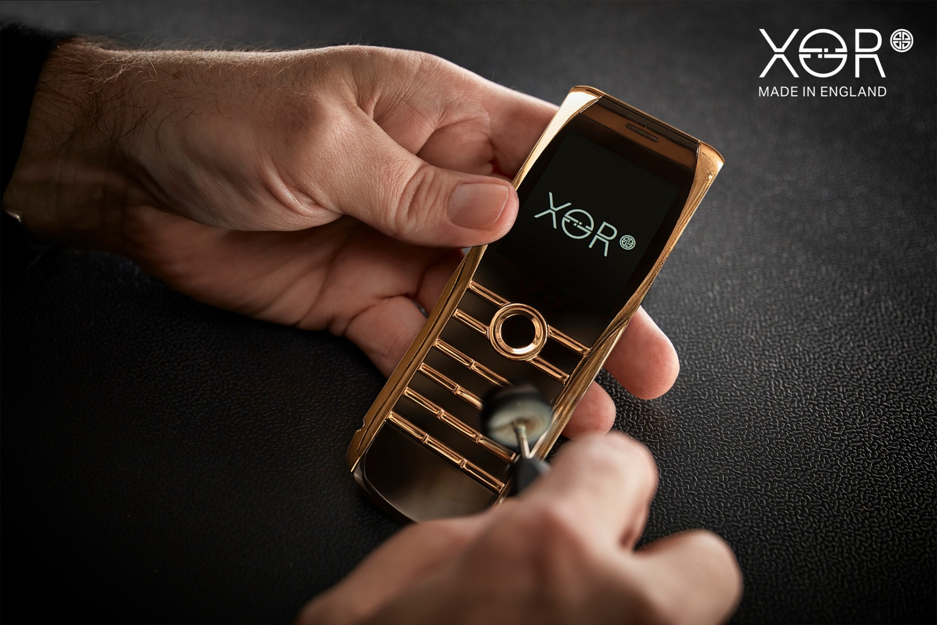 5. Những yếu tố ảnh hưởng đến gi&aacute; thu mua XOR X2 v&agrave;ng khối