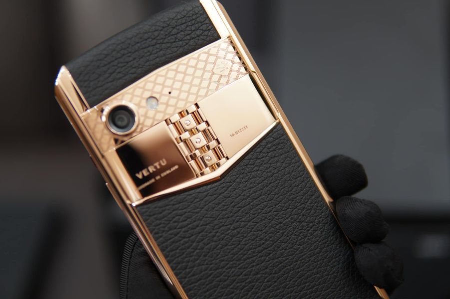 BST VERTU ASTER P TRẺ TRUNG SANG TRỌNG TRONG THỜI ĐẠI CÔNG NGHỆ SỐ