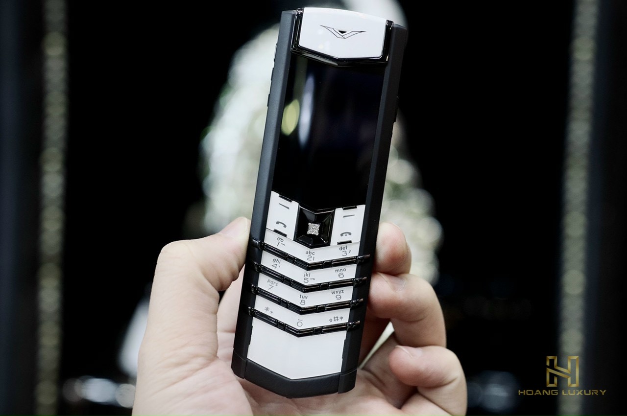 VERTU SIGNATURE S BLACK AND WHITE PHÍM DIAMOND - 155,000,000đ