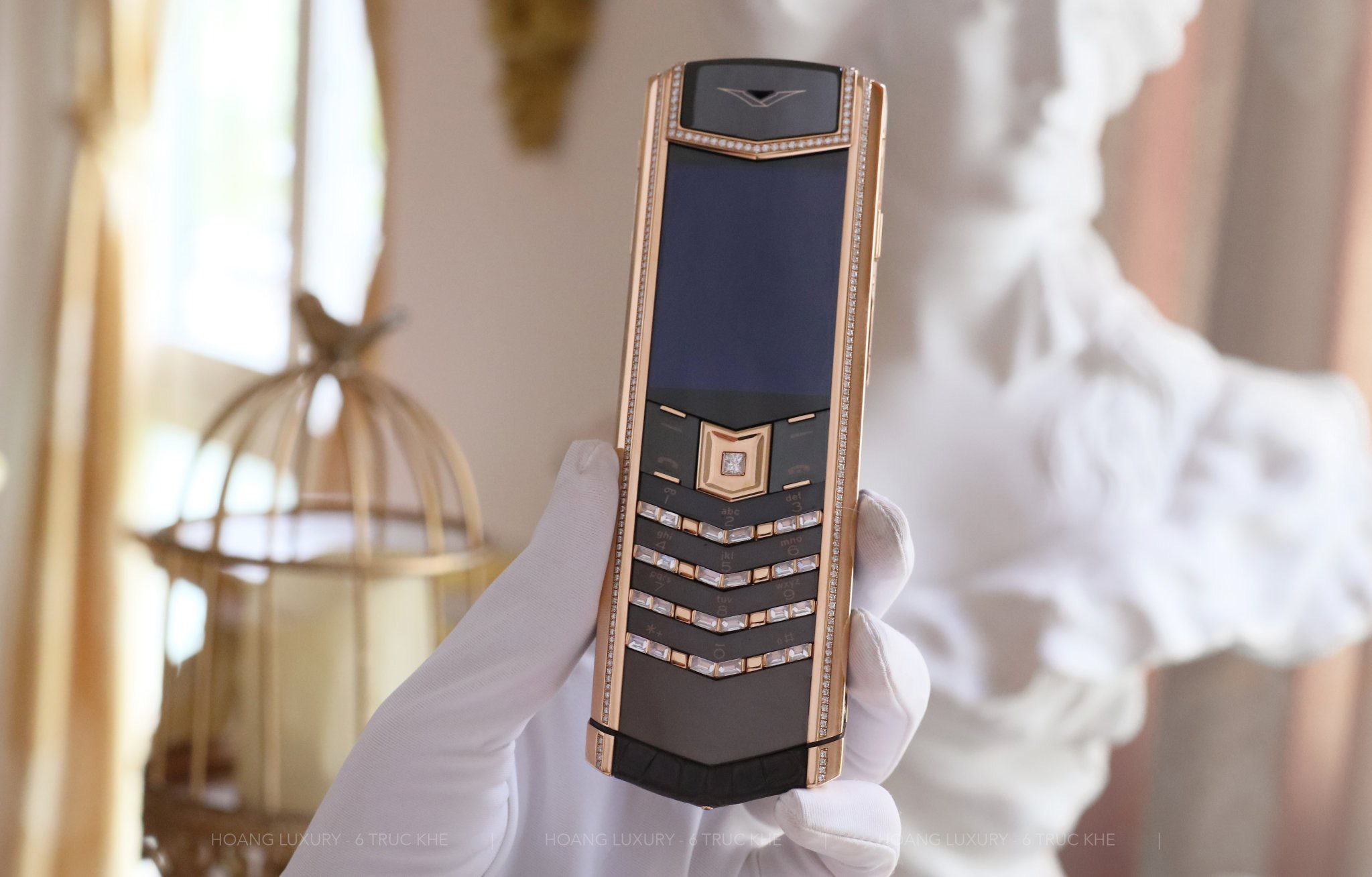 VERTU SIGNATURE S VÀNG KHỐI DIAMONDS