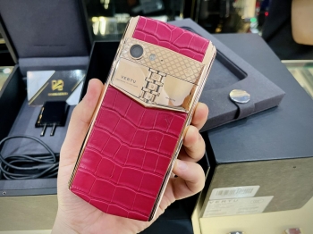 VERTU ASTER P - KIỆT TÁC CẢM ỨNG CHẠM TỚI ĐỈNH CAO CỦA ĐẲNG CẤP