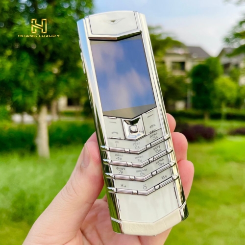 Signature S Pure White Alligator