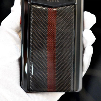 METAVERTU 2 GENERATION CARBON TEXTURE AUSPICIOUS PHOENIX WEB3