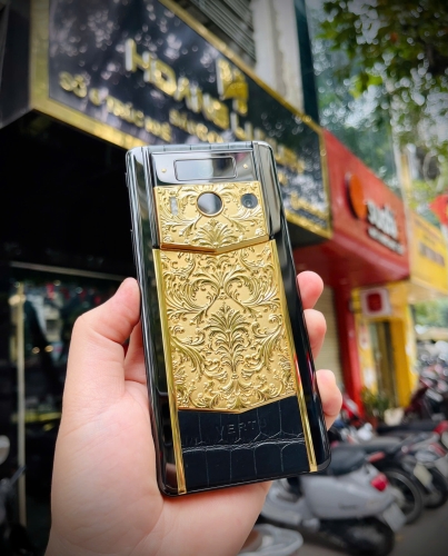 Lướt Full Set - METAVERTU 2 Generation Custom Golden Carved Floral Decoration with Alligator Black