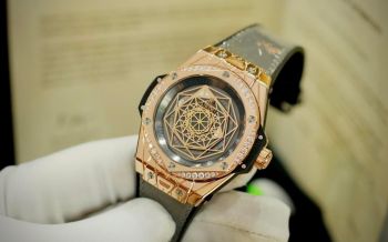 HUBLOT BIG BANG ONE CLICK SANG BLEU KING GOLD GREY DIAMONDS (LƯỚT 99%)