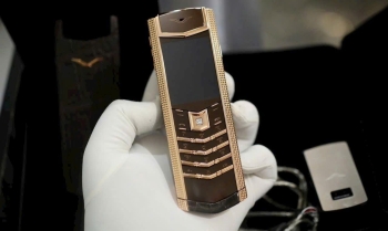 Signature S Cloud De Paris Gold Alligator Diamond