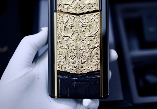 Lướt Full Set - METAVERTU 2 Generation Custom Golden Carved Floral Decoration with Alligator Black