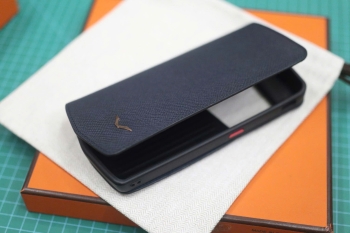 Bao da ví Vertu Agent Q