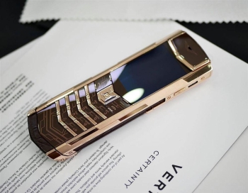 VERTU SIGNATURE S – BIỂU TƯỢNG CỦA ĐẲNG CẤP VÀ SỰ HOÀN MỸ