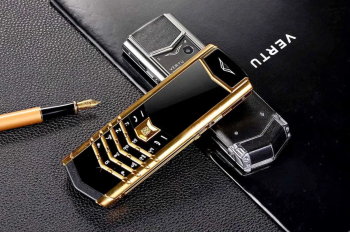 TỔNG HỢP NHỮNG MẪU VERTU SIGNATURE S VÀNG KHỐI ĐẸP NHẤT 2023