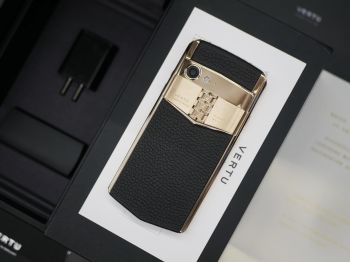 BST VERTU ASTER P TRẺ TRUNG SANG TRỌNG TRONG THỜI ĐẠI CÔNG NGHỆ SỐ