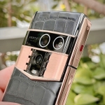 VERTU AGENT Q VÀNG KHỐI ĐIỂM KIM CƯƠNG CUSTOM