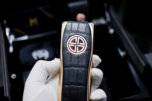 XOR Elite Gold Bespoke