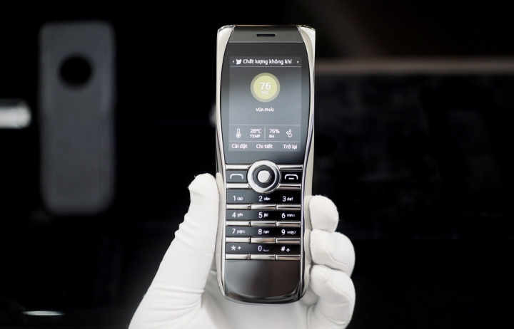 ĐIỆN THOẠI XOR X1 TITANIUM ĐẲNG CẤP, TRÁC TUYỆT DÀNH CHO GIỚI TINH HOA